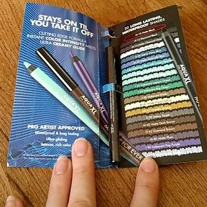 Make Up For Ever Professional Paris Aqua XL liner